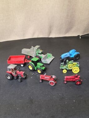 Farm Tractors an wagons lot of 8 total